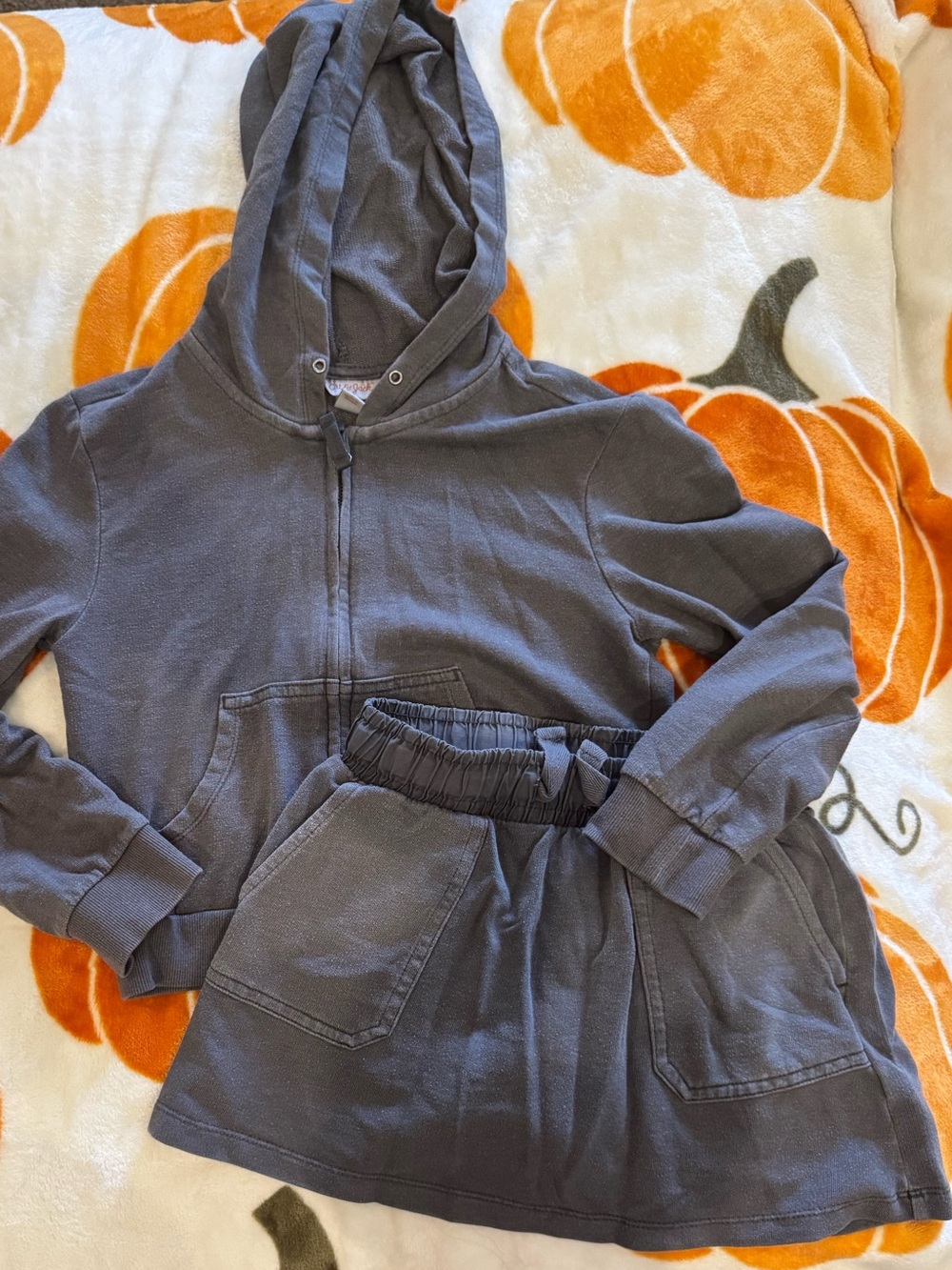 Cat & Jack Girls Charcoal Gray Hoodie and Skort Set